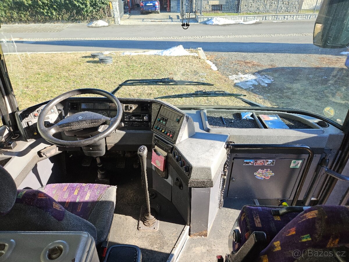 Obytný autobus KAROSA - 5