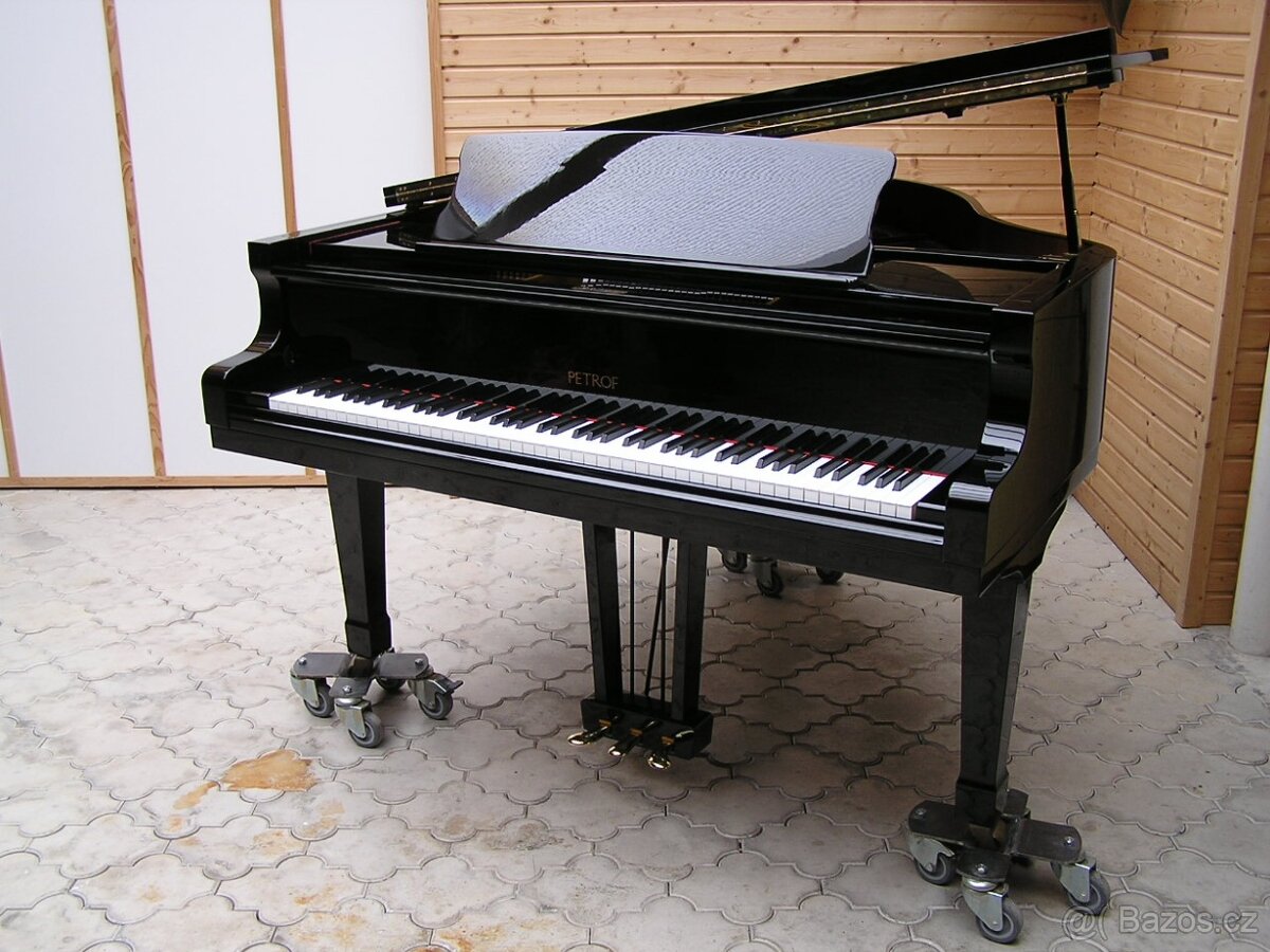 Prodám klavír Petrof mod.V - 5