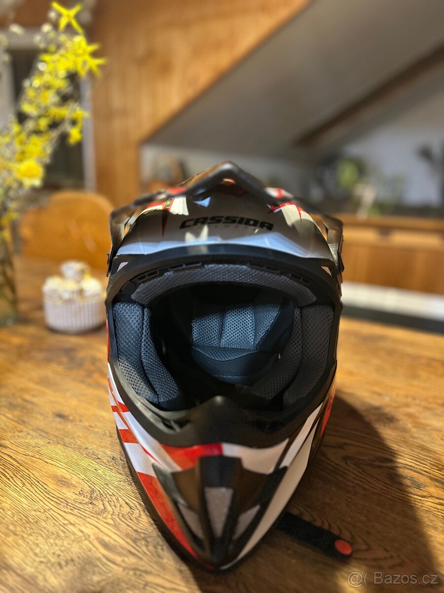 Motokrosová helma - 5