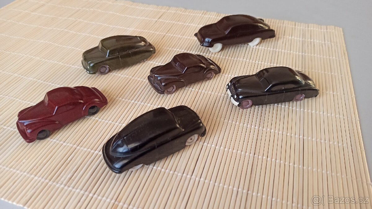 Bakelitová autíčka Igra Směr bakelit - 5