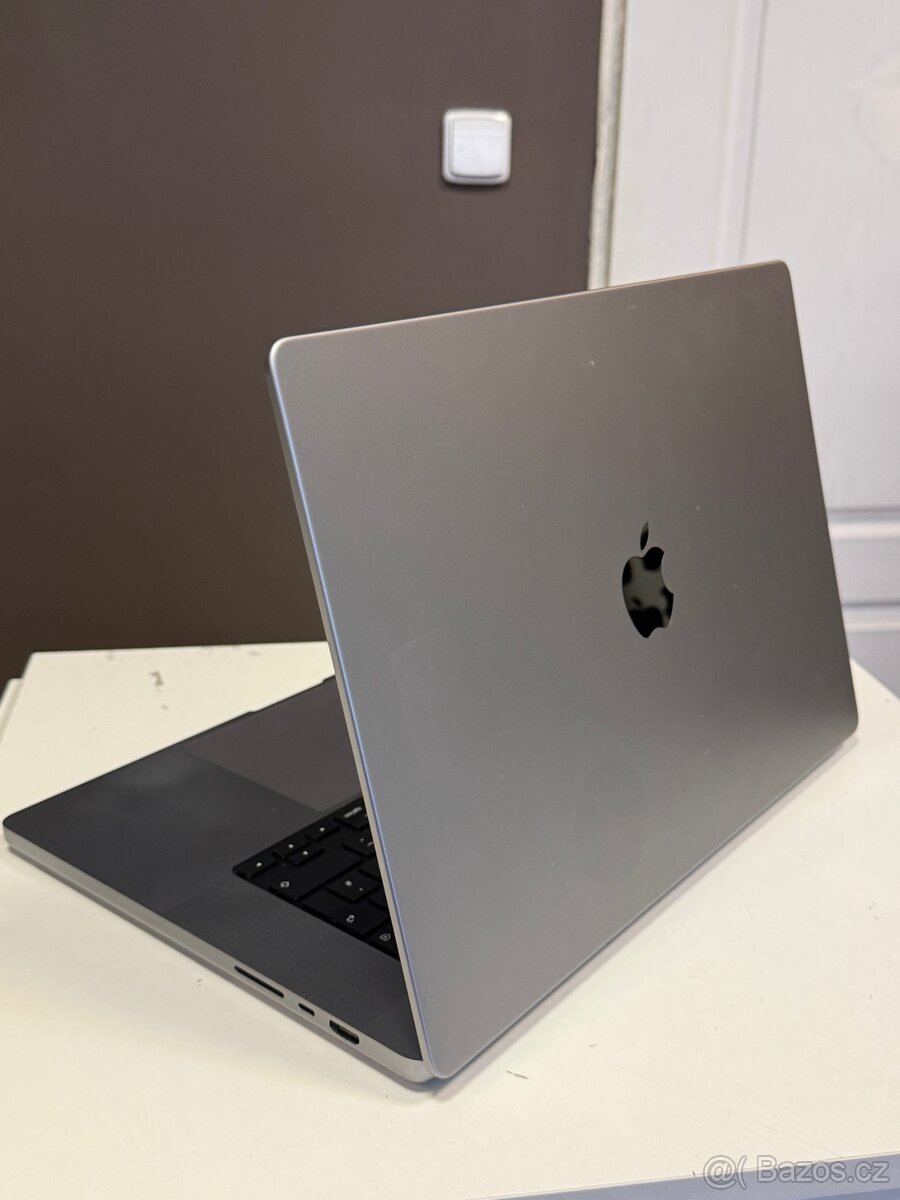 MacBook PRO 14” M1 PRO 2021 - 5