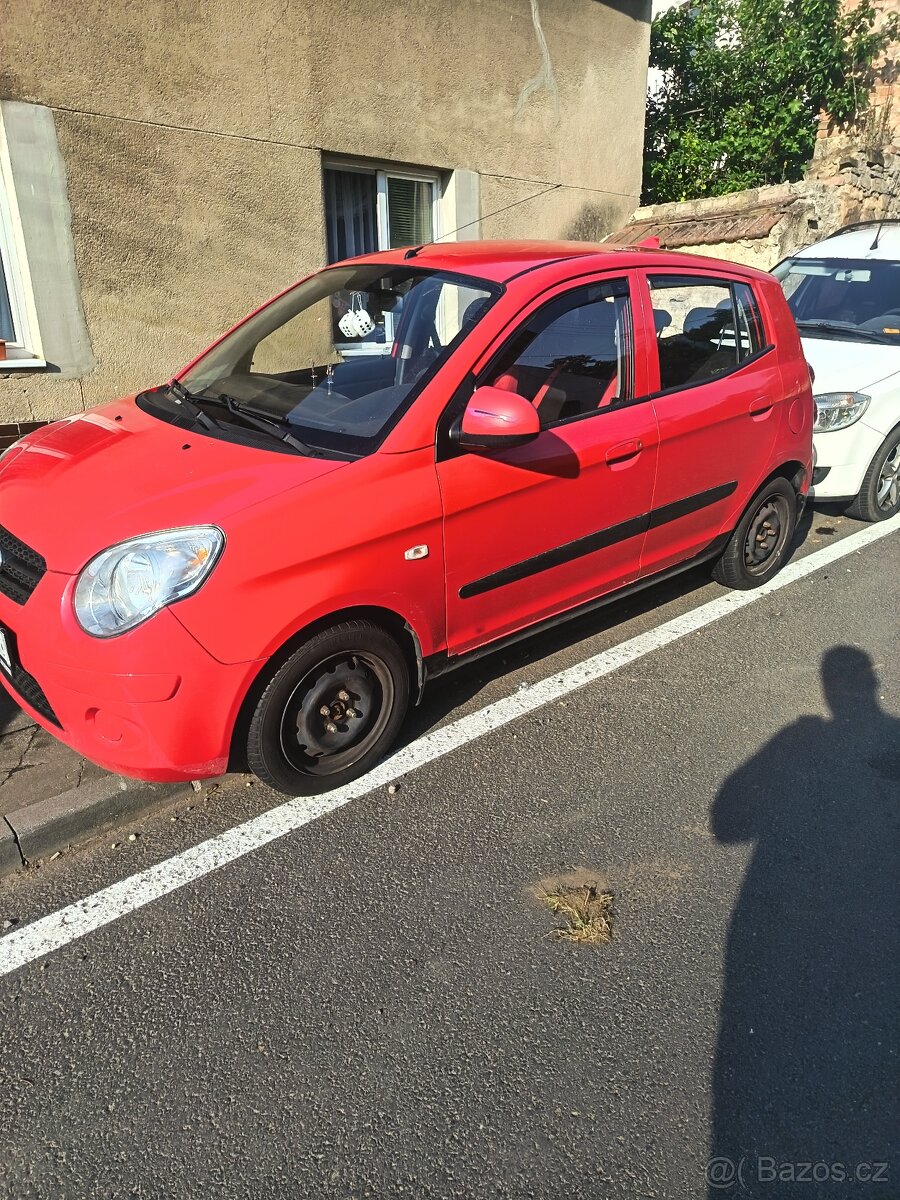 Kia Picanto rok 2010 - 5