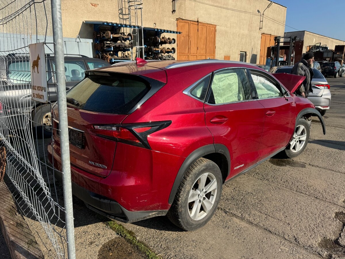 Lexus NX 300h 114 kW r.v. 2015 - 5