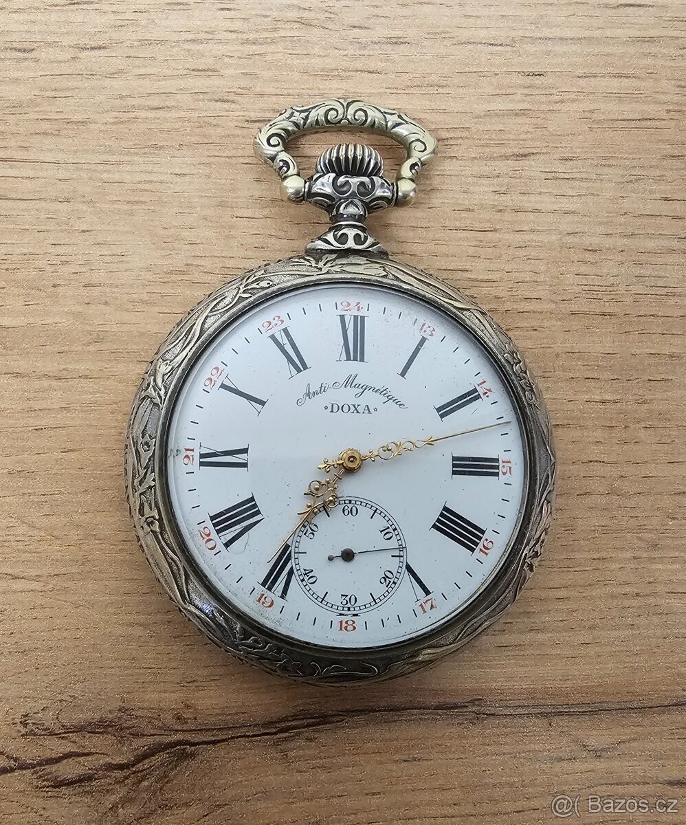 Velké kapesní hodinky DOXA - 5