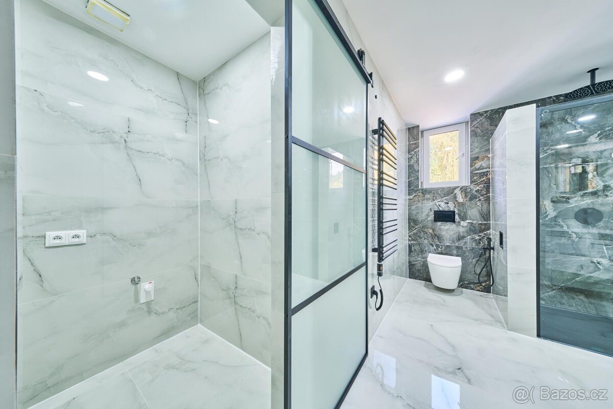 Prodej nového mezonetového bytu 3+1 se zahradou s bazénem - 5