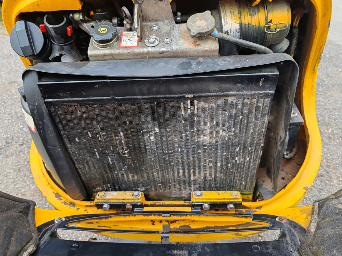 pásový mini bagr JCB 8014, 3x lopata 215 000Kč + DPH - 5