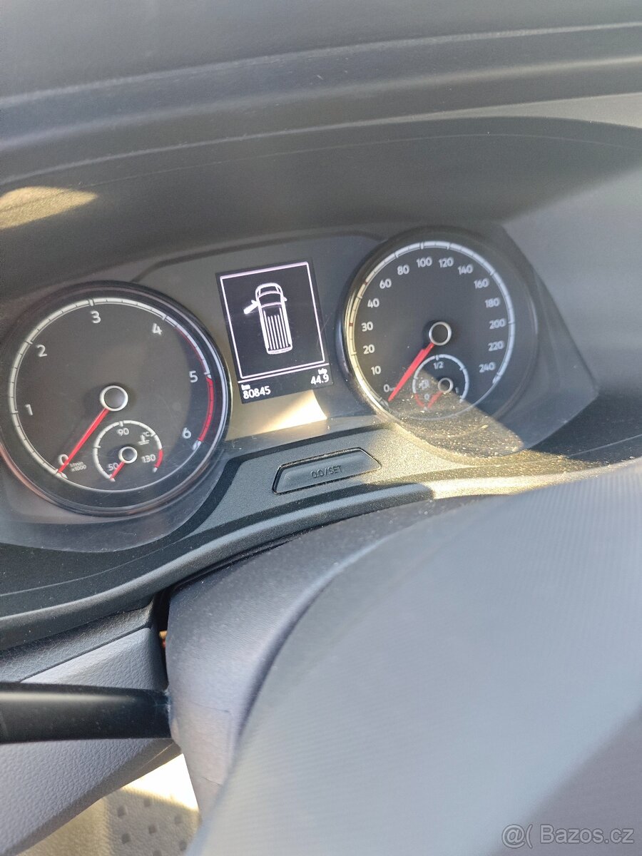 VW Transporter T6.1 2.0 TDi 85 kw 10/2021 80tkm - 5