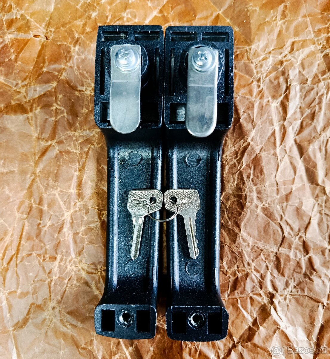 UAZ HUNTER - kliky dveří - 5