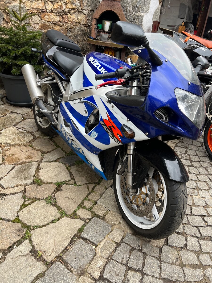 Suzuki gsxr 600 2001 - 5