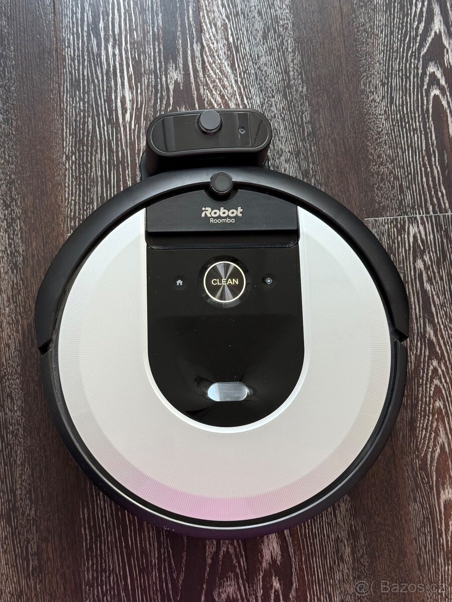 IRobot Roomba i7 silver WIFI včetně příslušenství - 5