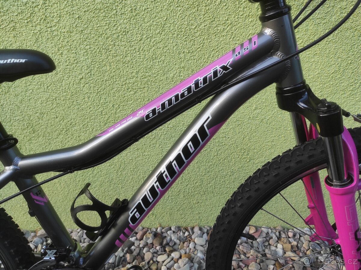 Značkové kolo Author A-MATRIX 24" (grafit/růžová) - 5