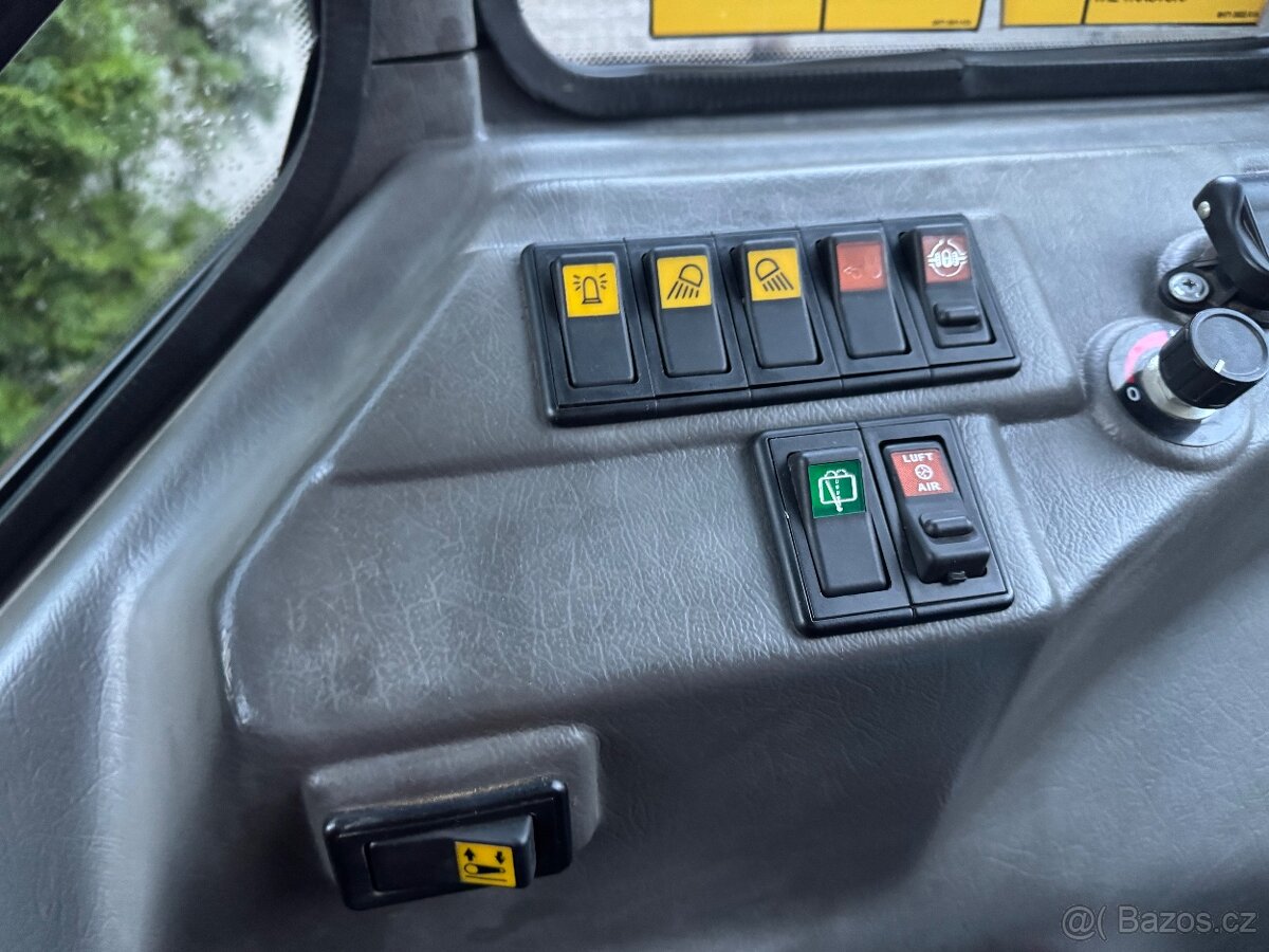 Soutěžní pluh Kverneland MZ + hattat c3065 - 5