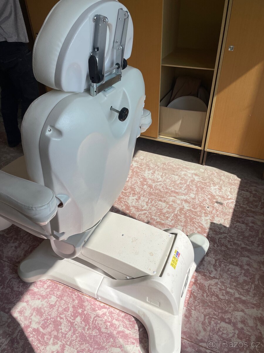 Elektrické pedikerské křeslo - 5
