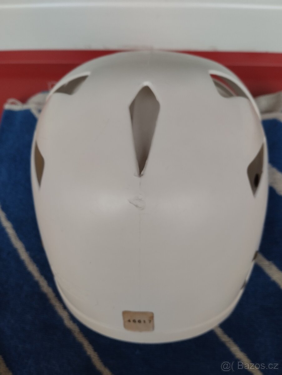 Retro hokejová helma ABC - 5