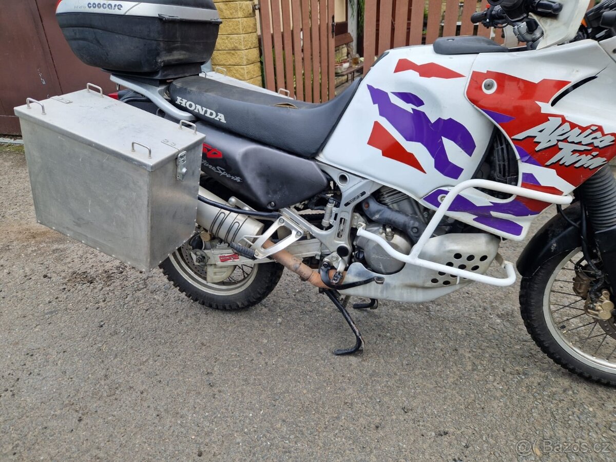 Honda africa twin 750 XRV