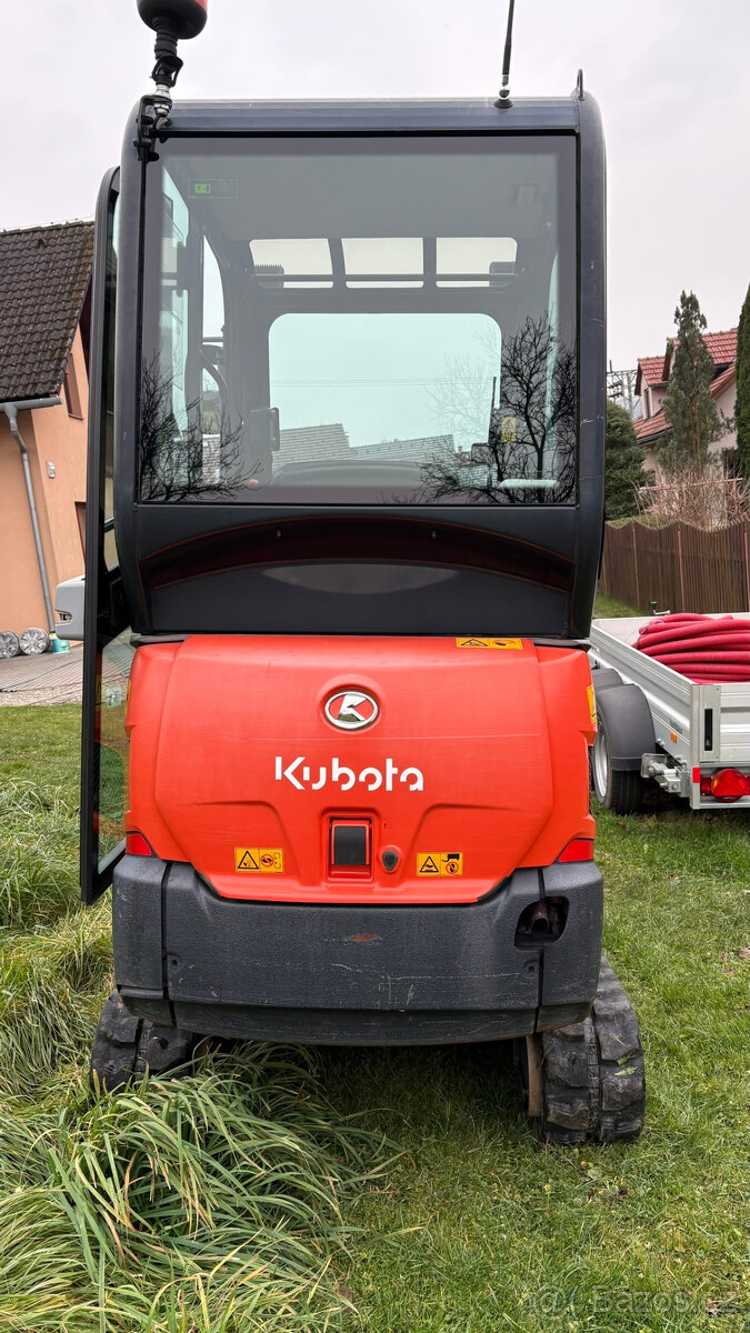 Minirypadlo Kubota KX016-4 - 5