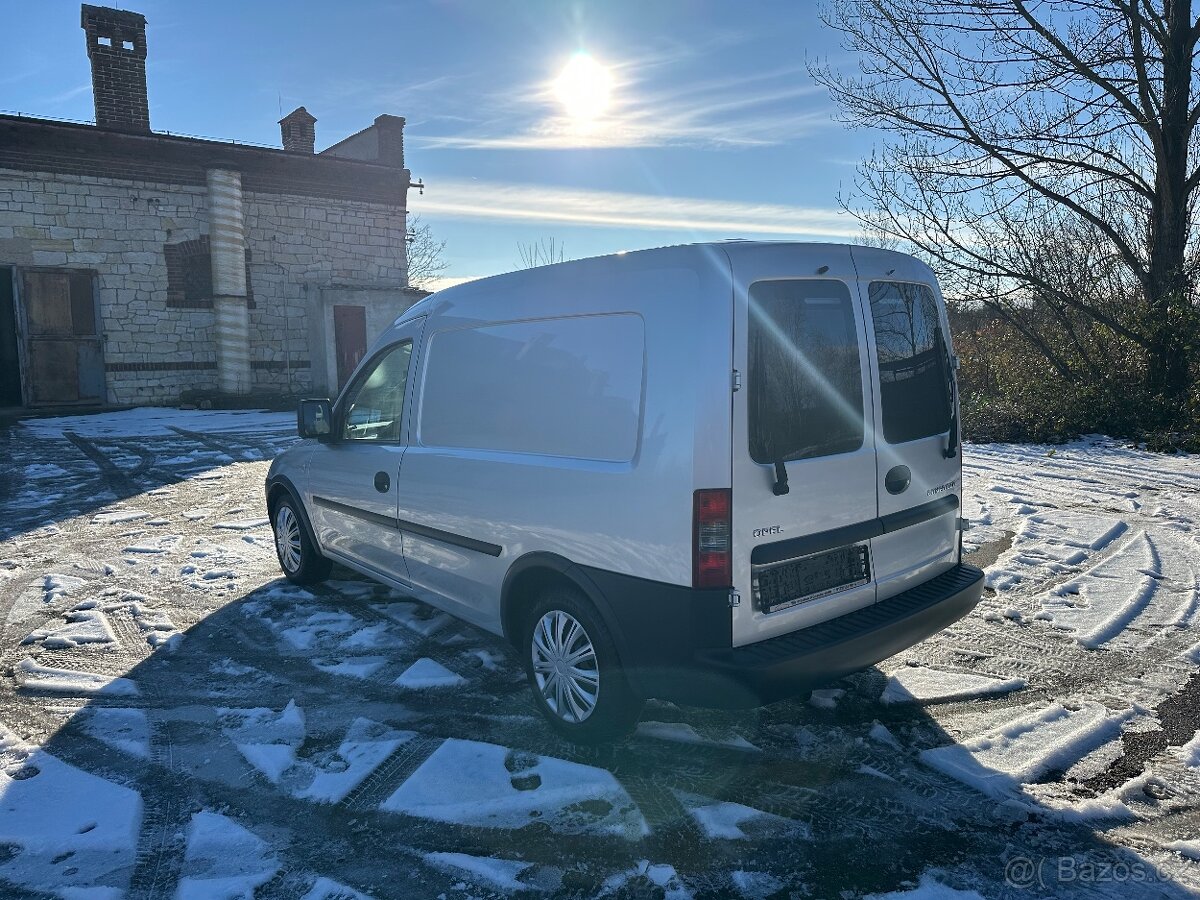 Opel Combo 1,3TDCi 55kw 5dveř.model - 5