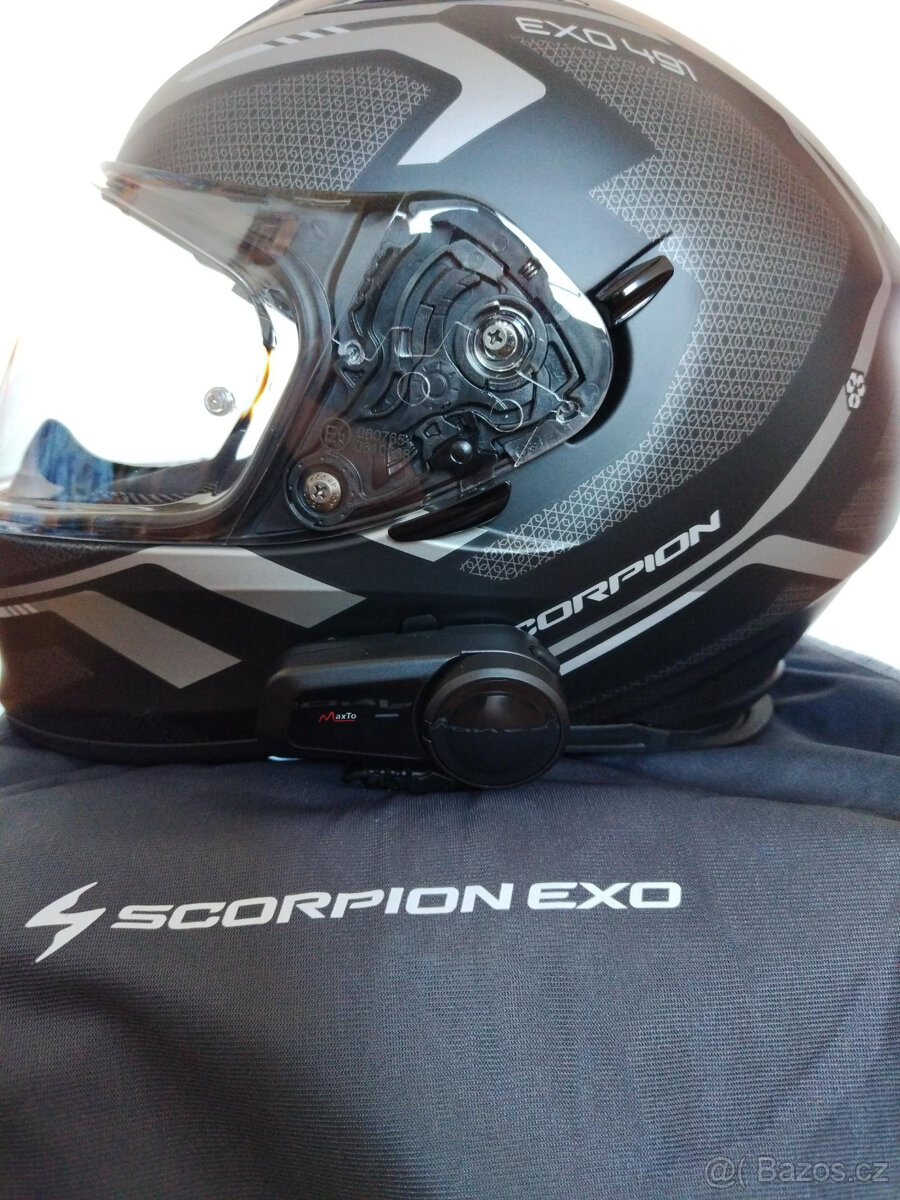 Integrální přilba Scorpion s interkomem MaxTo M2 - 5