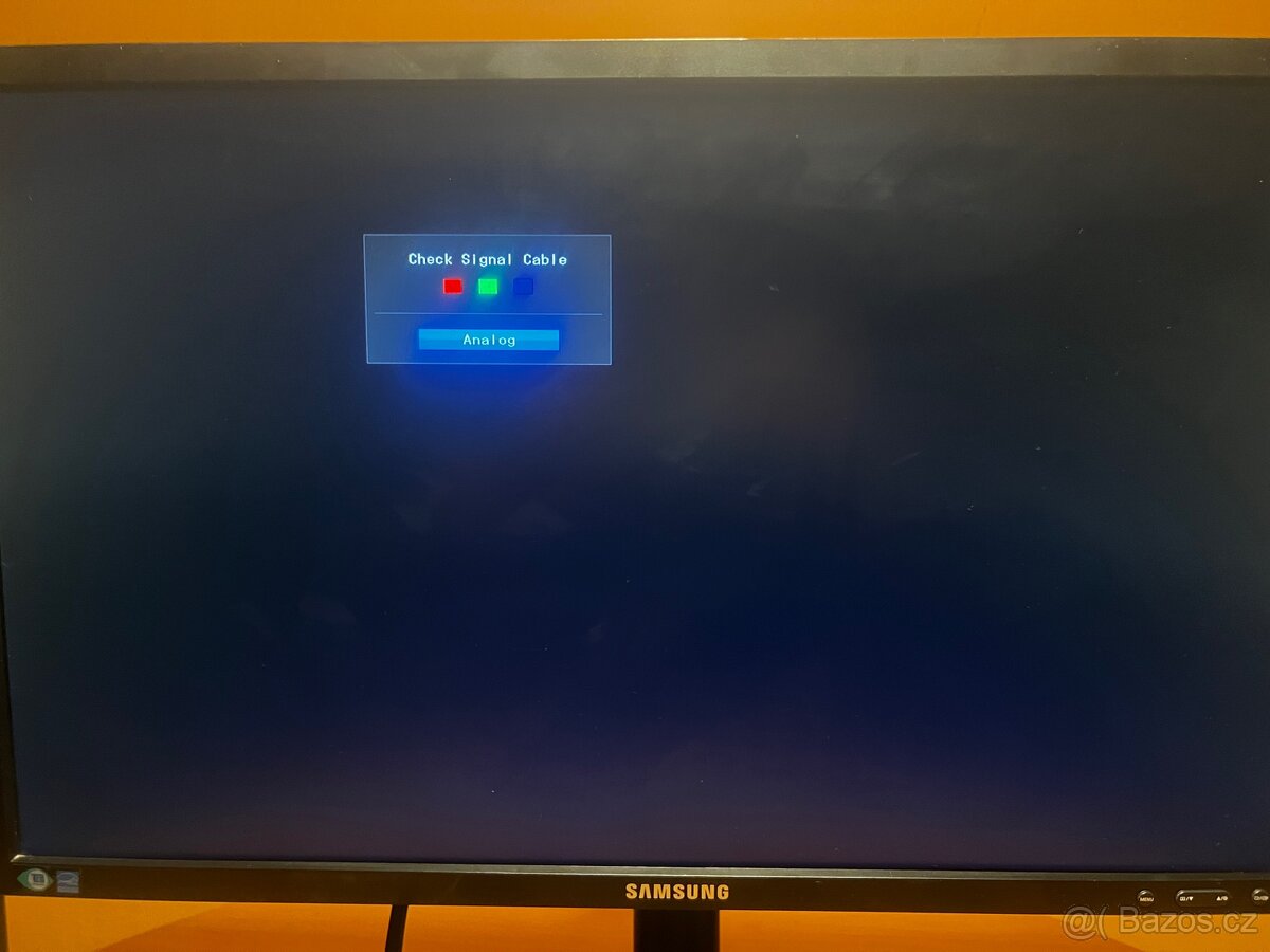 Monitor Samsung S24E450 - 5