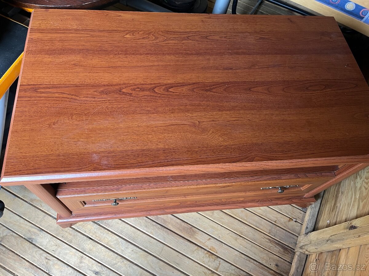 Televizní stolek - 5