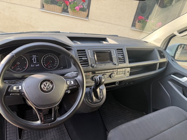 VW Caravelle 2.0 TDI DSG - 5