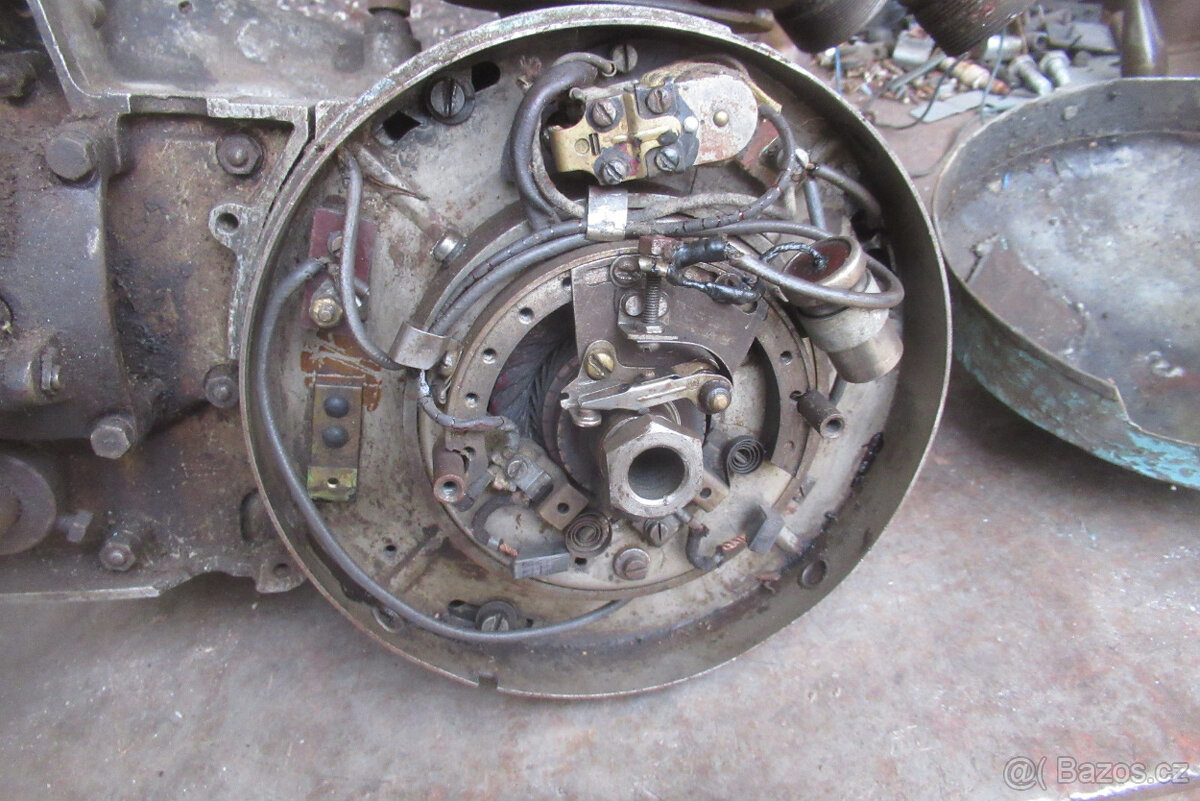 Honda cbx 125, Harley, Idian,Jawa 559 motor - 5