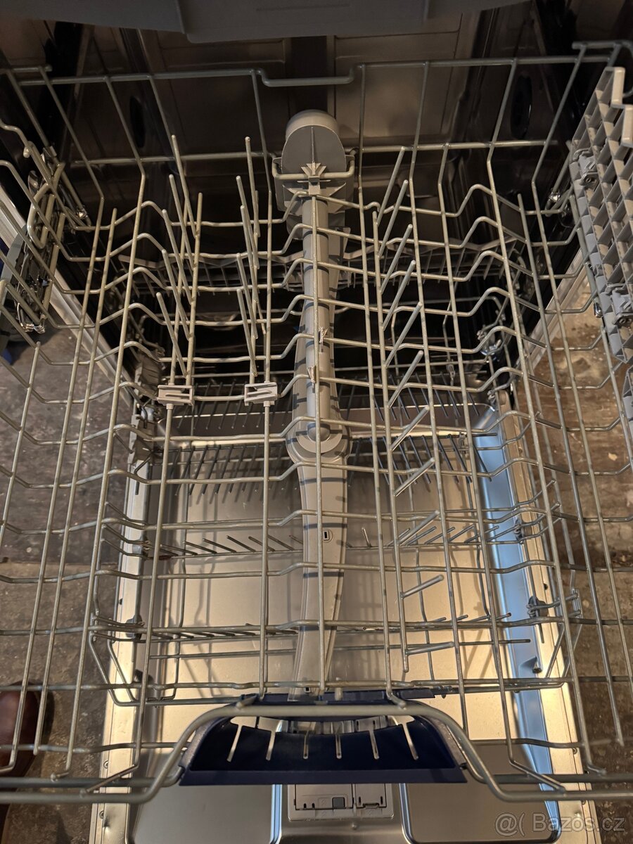 Vestavná myčka Siemens - 5