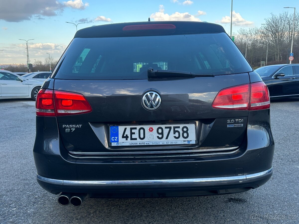 Volkswagen Passat 2011 - 5