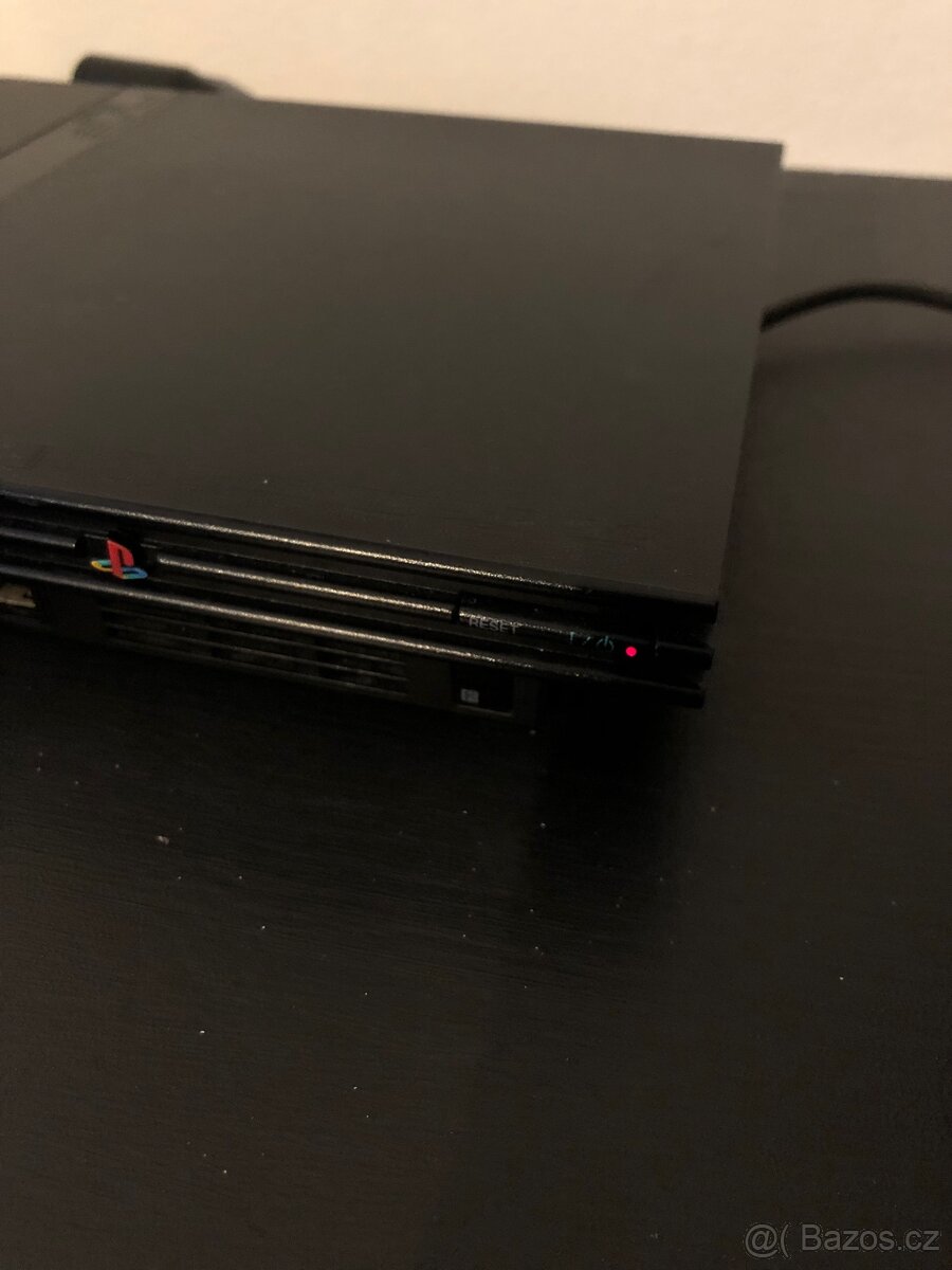 PlayStation 2 Slim + hry - 5