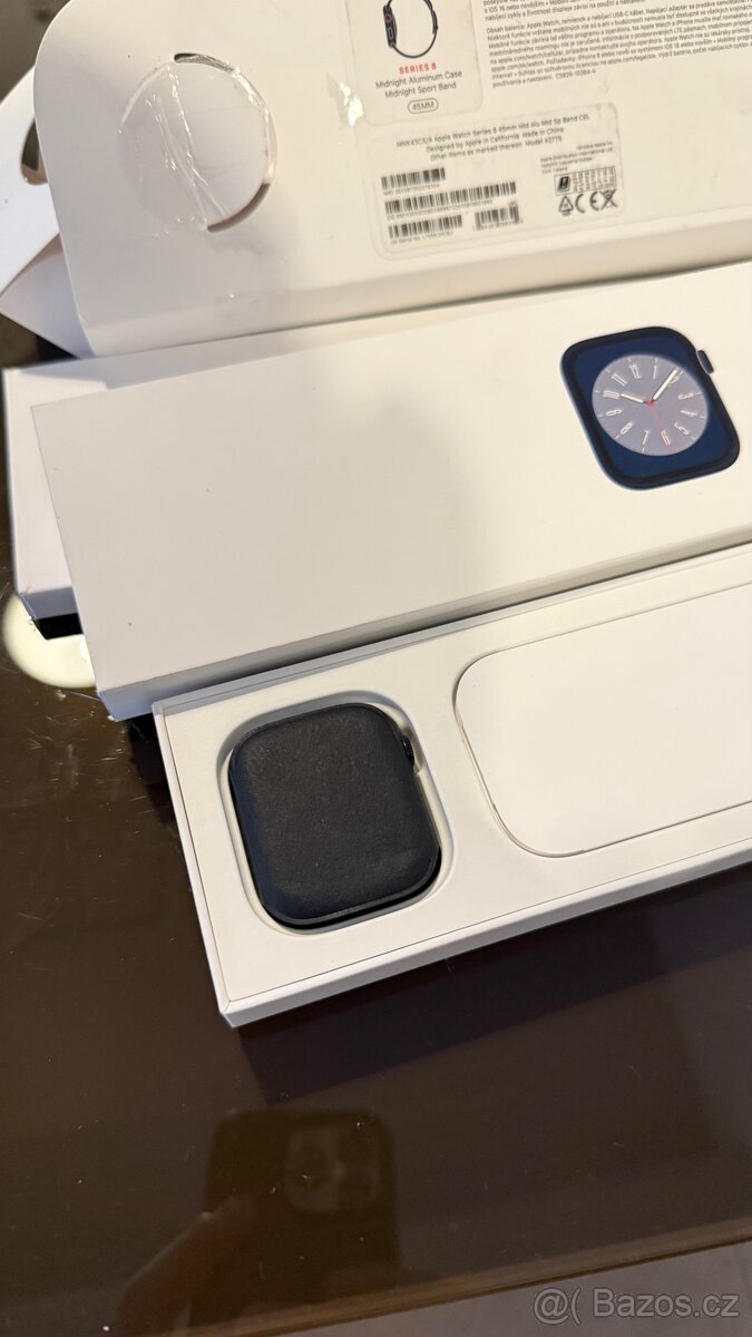 Apple Watch 8 45mm Cellular - 5