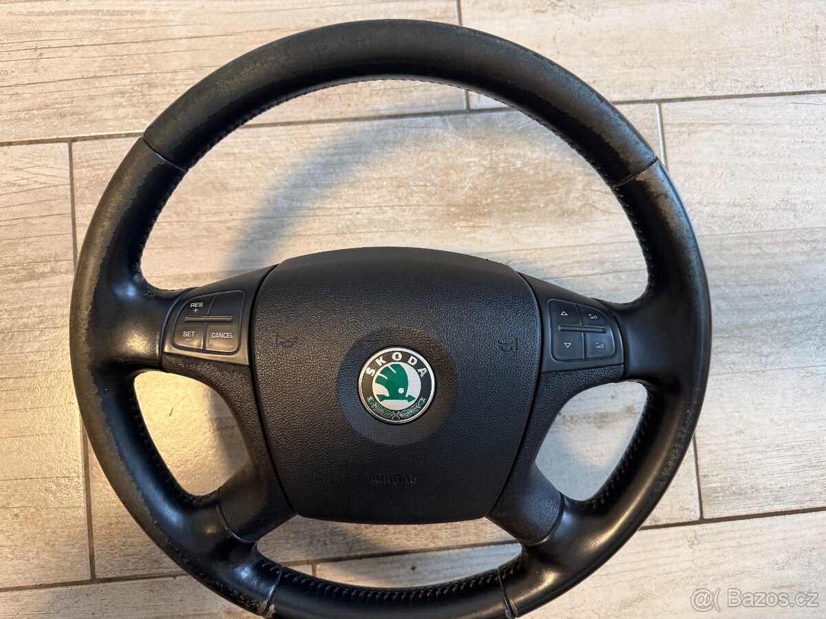 Volant Superb 1 Facelift - 5