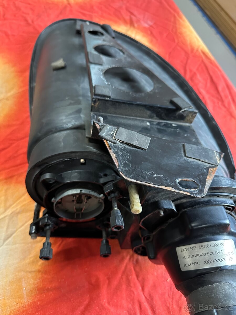 Aston Martin DB7 Vantage levé přední světlo - 5