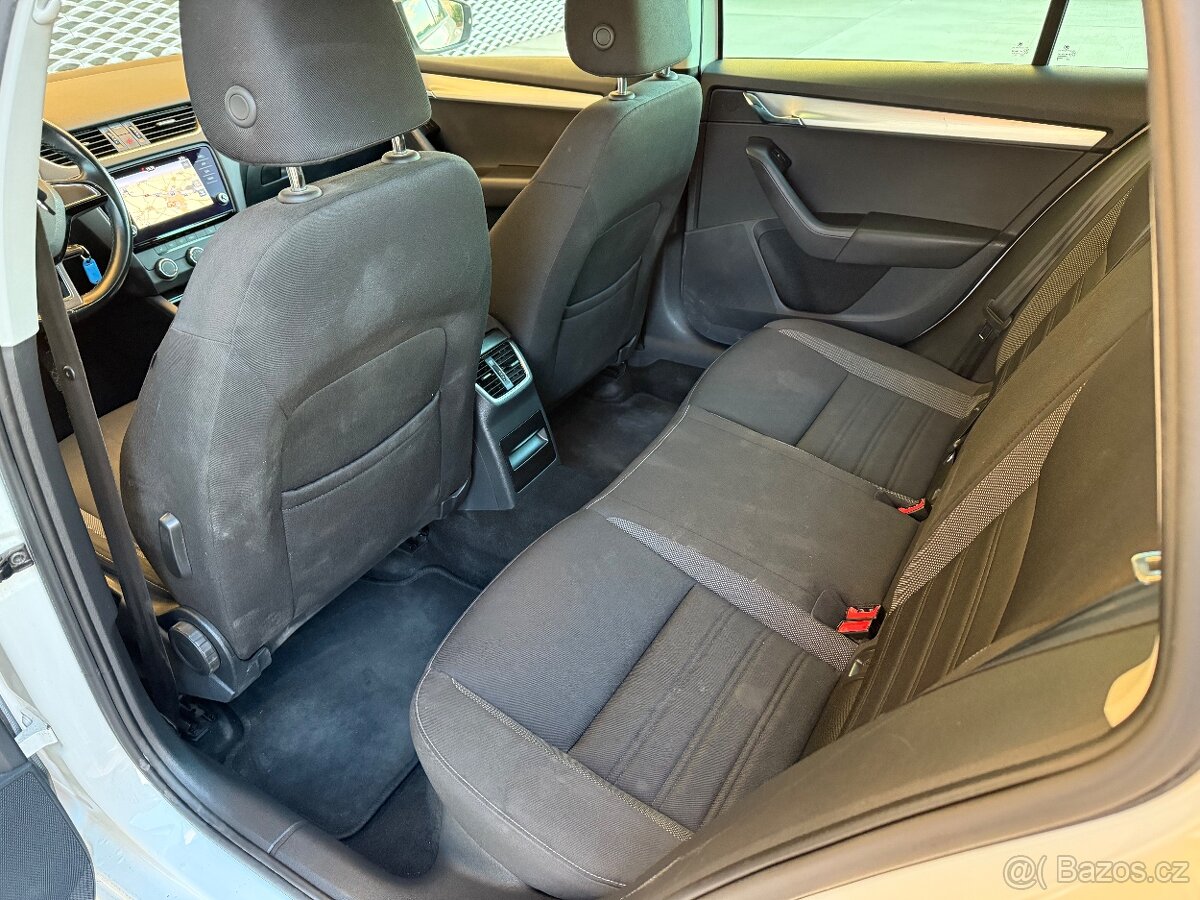 Škoda Octavia Combi 1.6 TDi 85 kW - 5