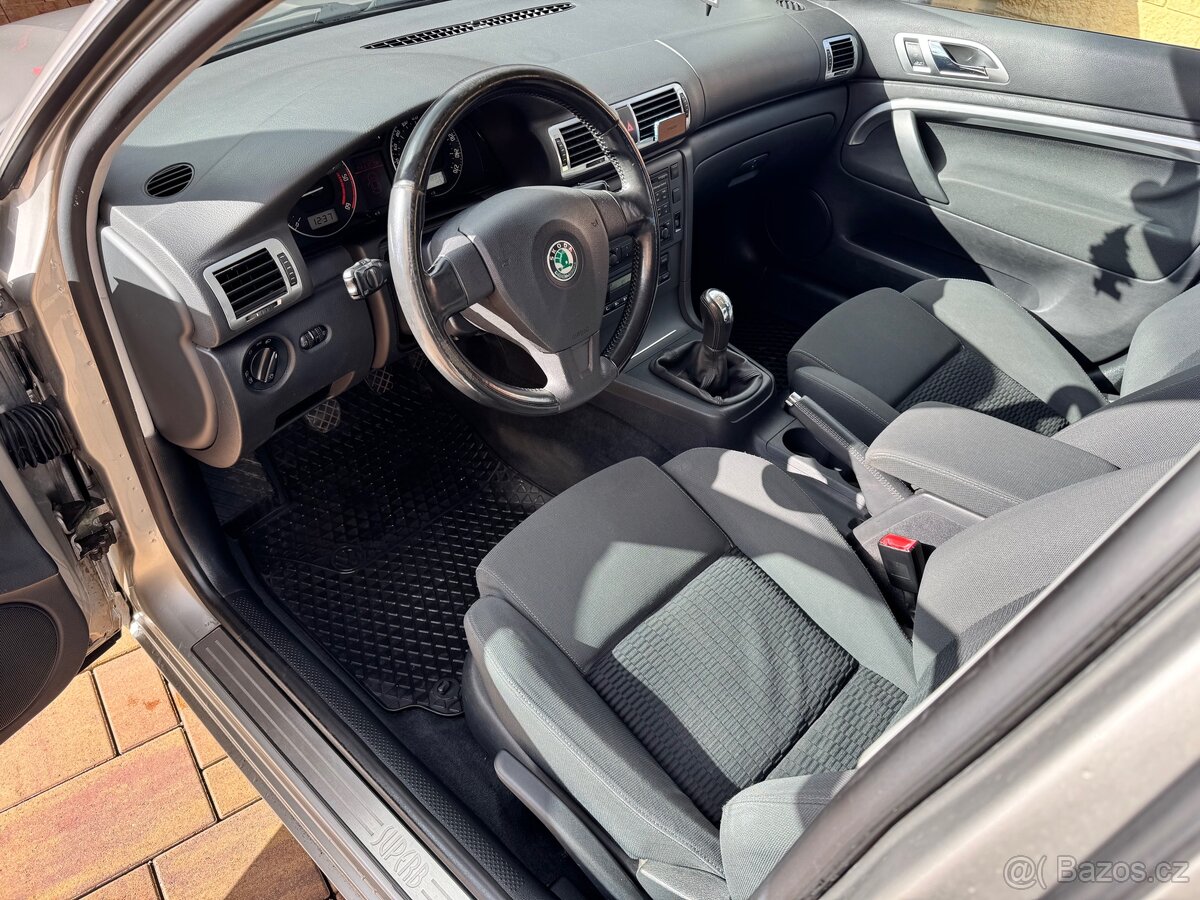 Škoda Superb 2.0TDI 103Kw Elegance - 5