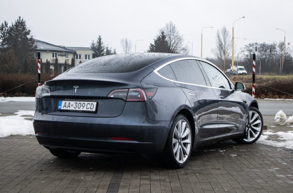 Tesla Model 3 Long Range AWD, 350kW (2019) - 5