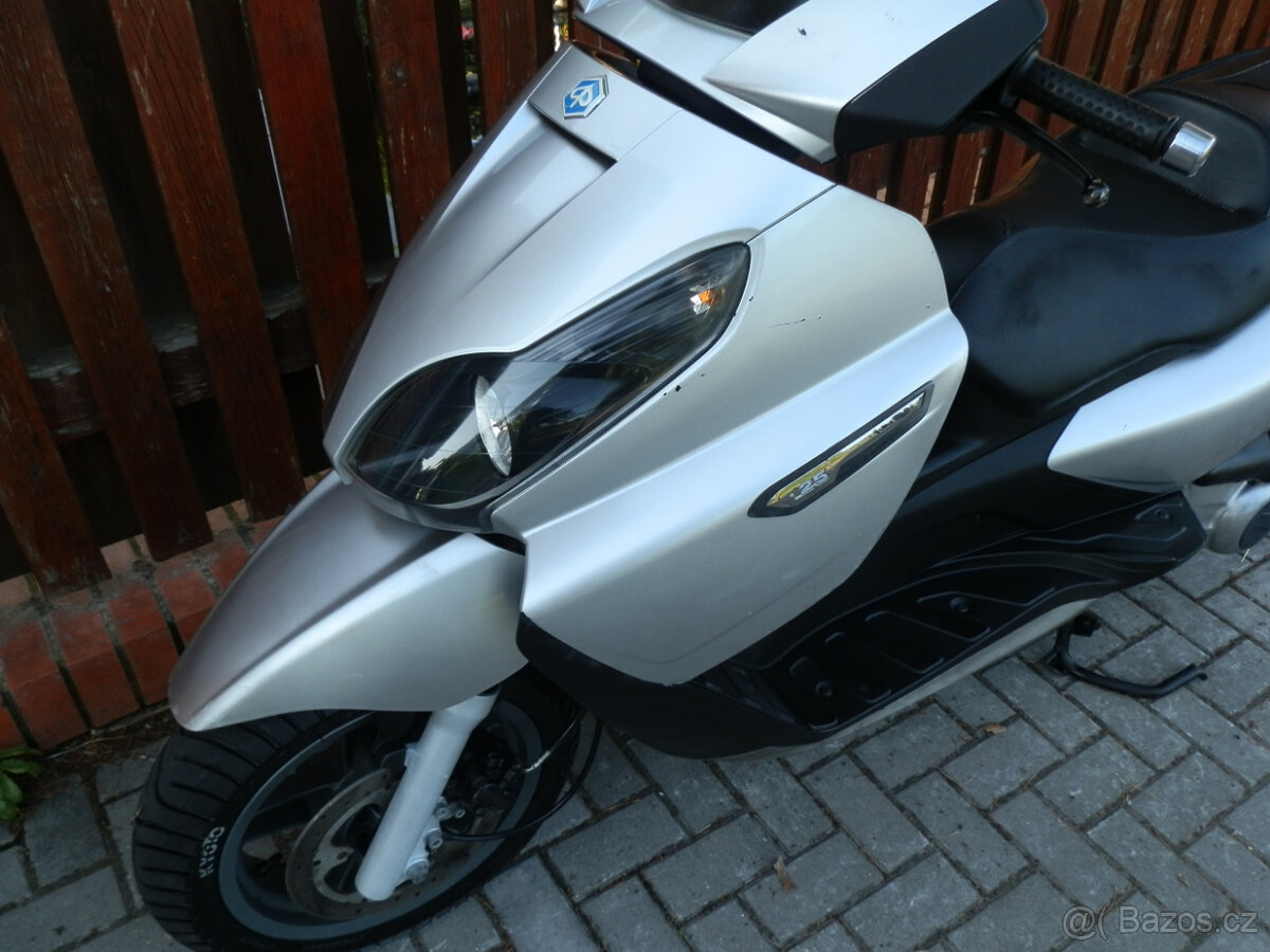 Piaggio X7 125 - 5