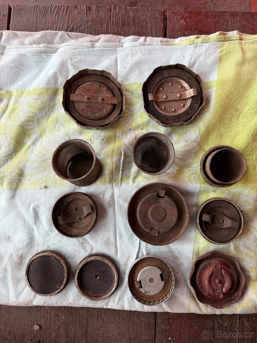 Víčka na motocykly - 5