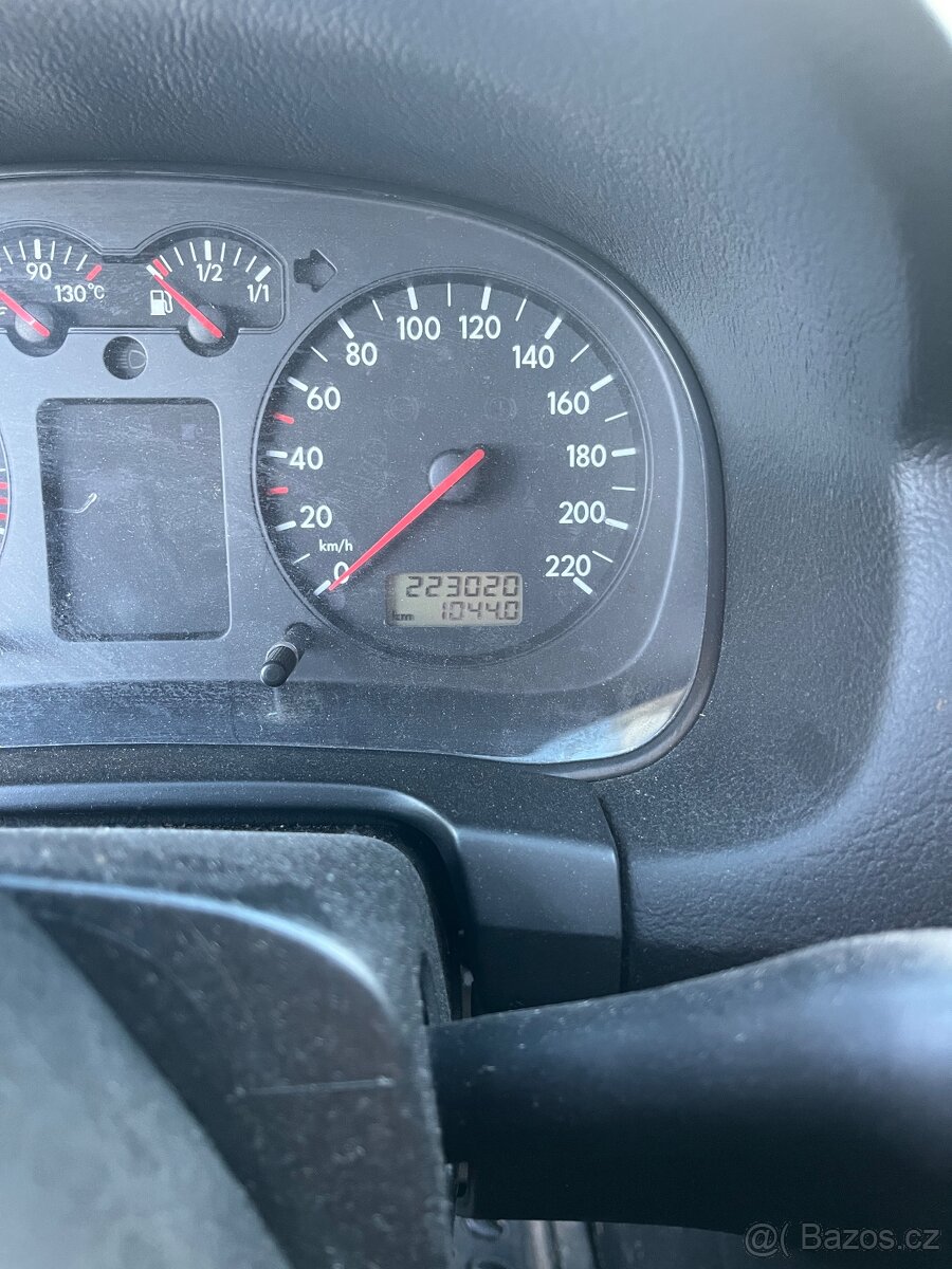 Volkswagen golf 1.9 Tdi - 5