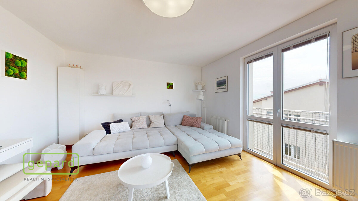 Krásné 2+kk 69,31 m2 v domě z roku 2012, lodžie, garáž, skle - 5