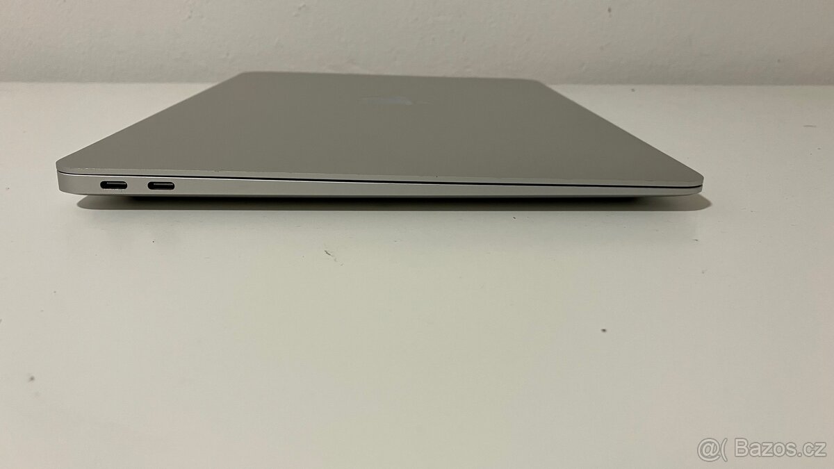 Macbook Air 13” 2020 M1 pěkný stav - 5