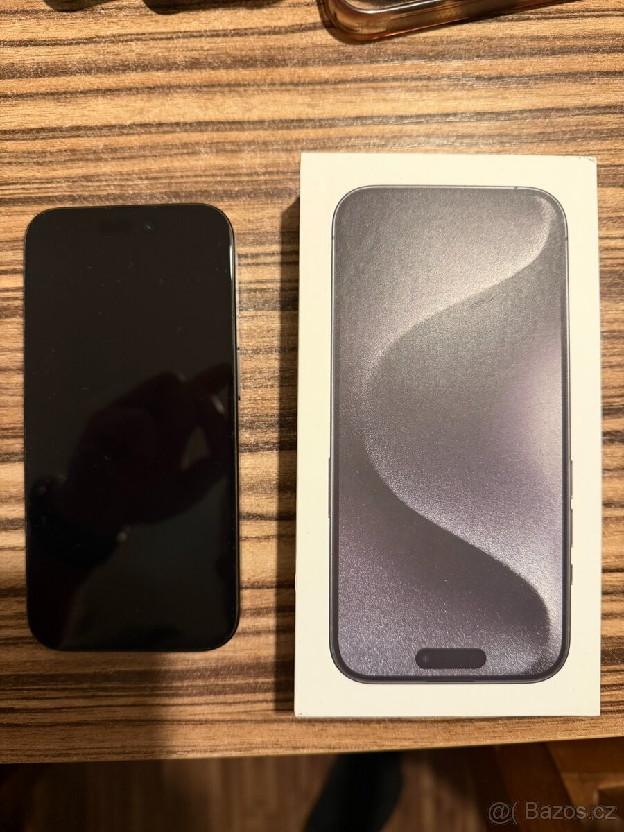 iPhone 15 Pro 256 GB Black Titanium - 5