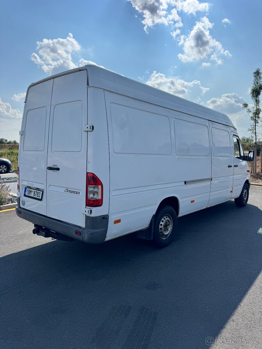 Mersedes-Benz Sprinter MAXI - 5