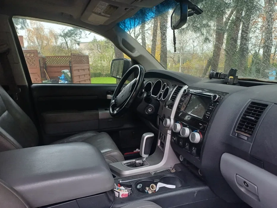 Toyota Tundra 5.7i V8 4x4 LPG Long cab