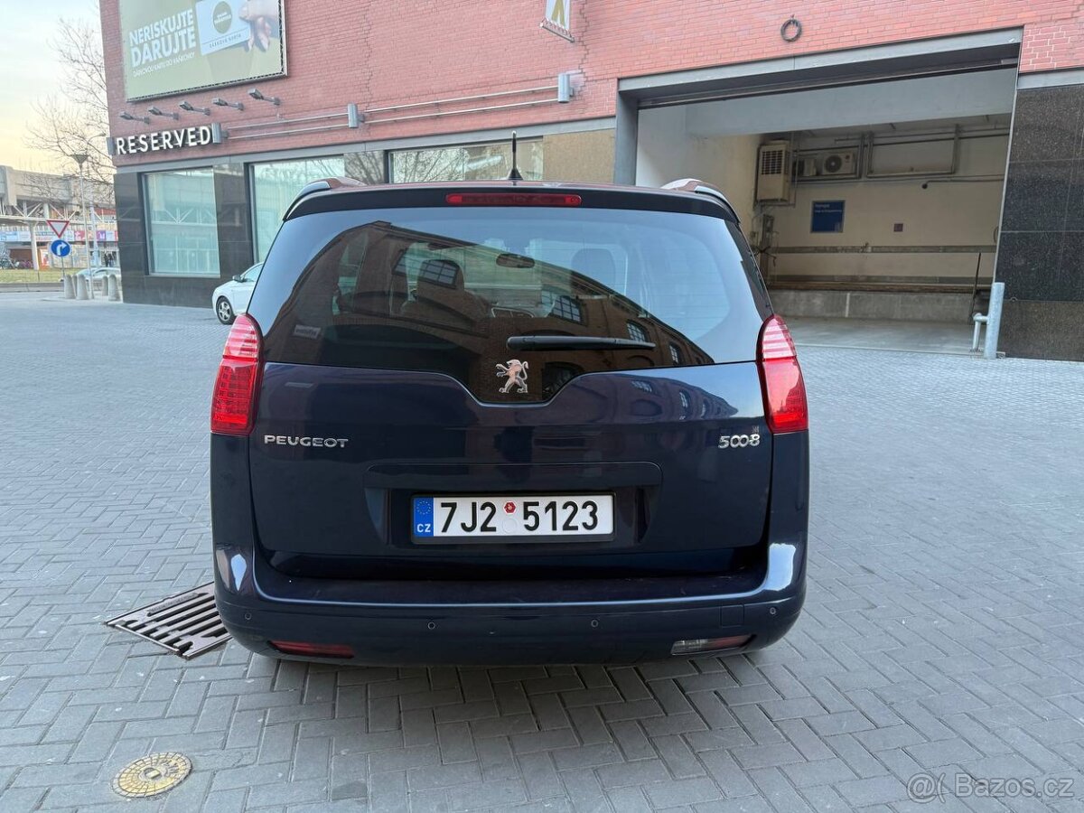 Peugeot 5008 - 5
