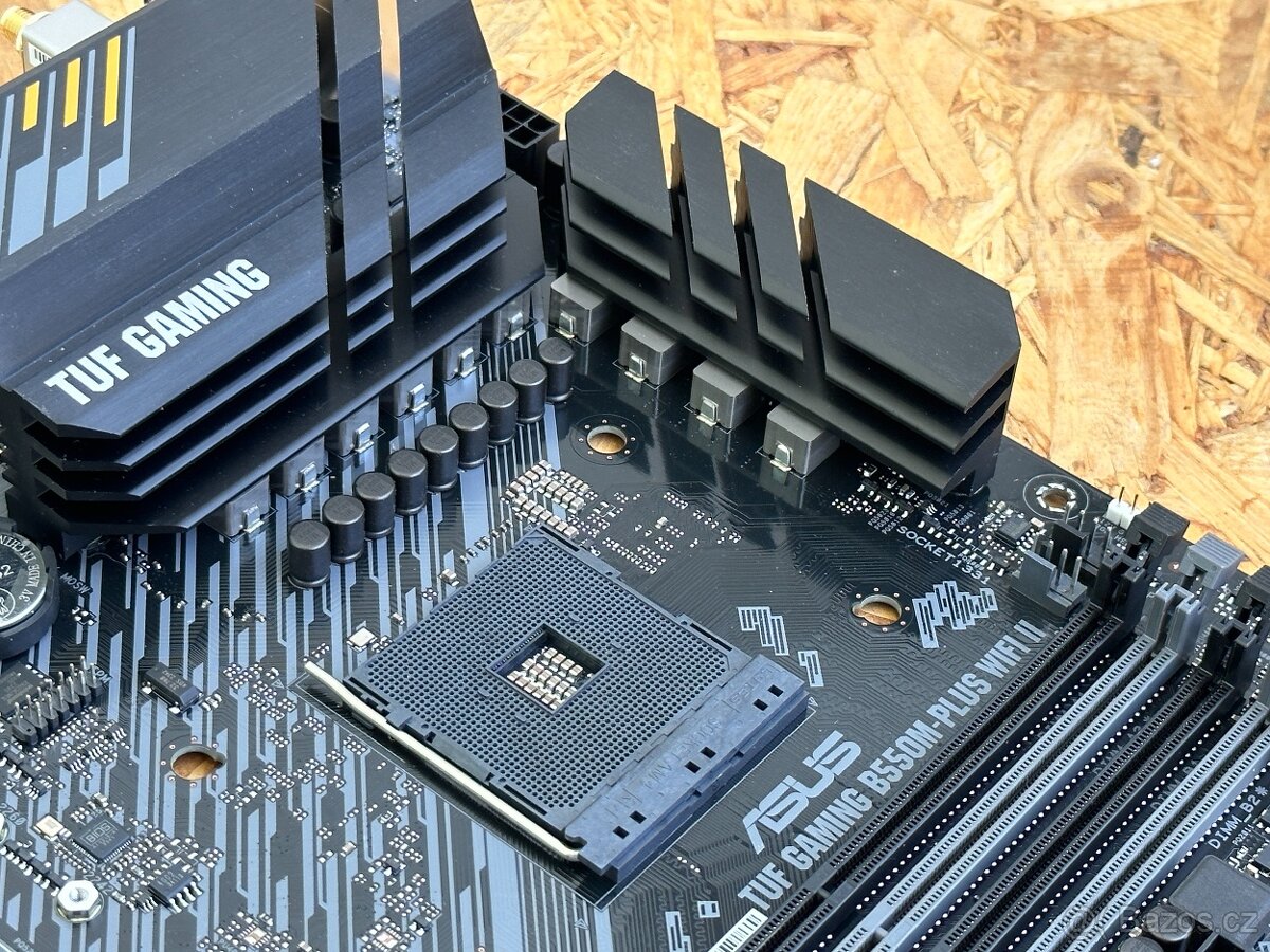 ASUS TUF GAMING B550M-PLUS WIFI II - 5