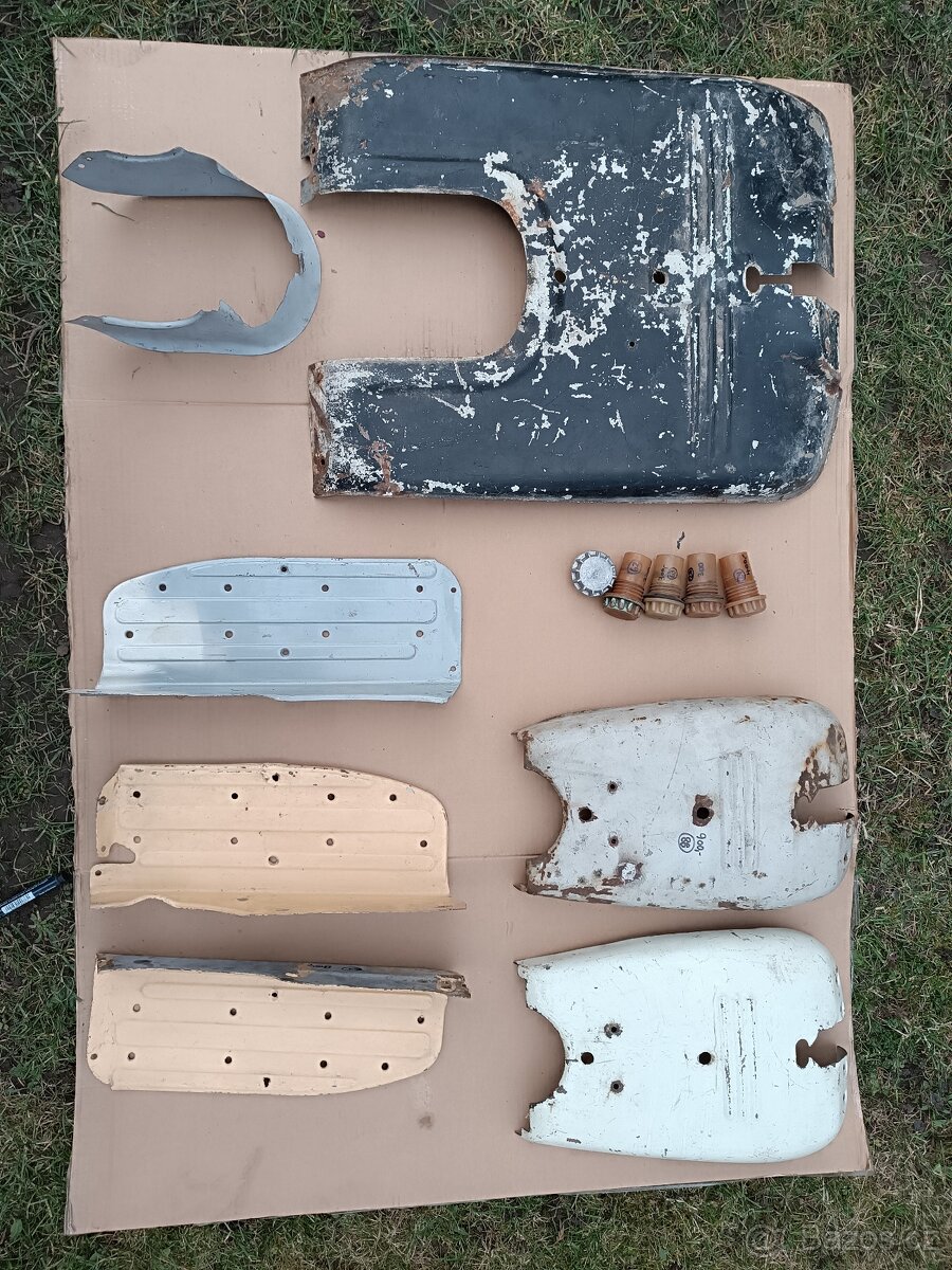 Jawa 50 pionýr bříško,Revmaplech,nášlapy,tunel, polička, řid - 5