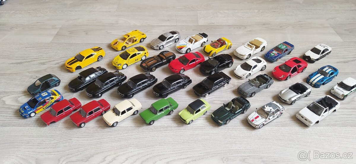 autíčka - modely MIX větší - obyčejné i značkové - 5