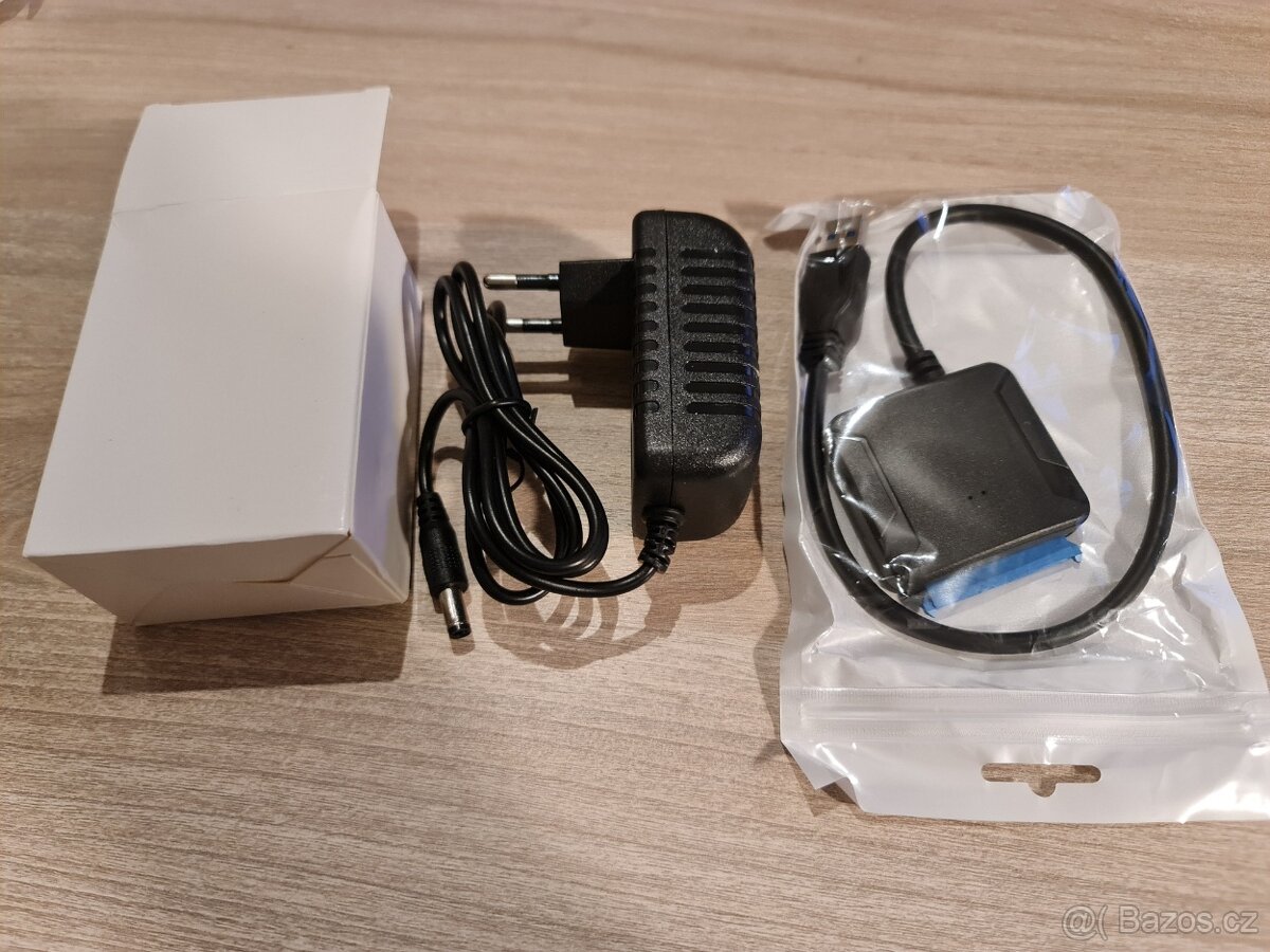 Adaptér USB 3.0 na SATA pro 2.5" a 3.5" HDD a SSD nové - 5