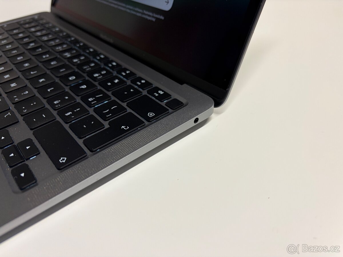 MacBook Air M1 Space Gray, 16 GB RAM 1 TB SSD - 5