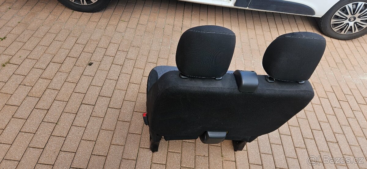 Sedačka Trafic III, Vivaro B - 5